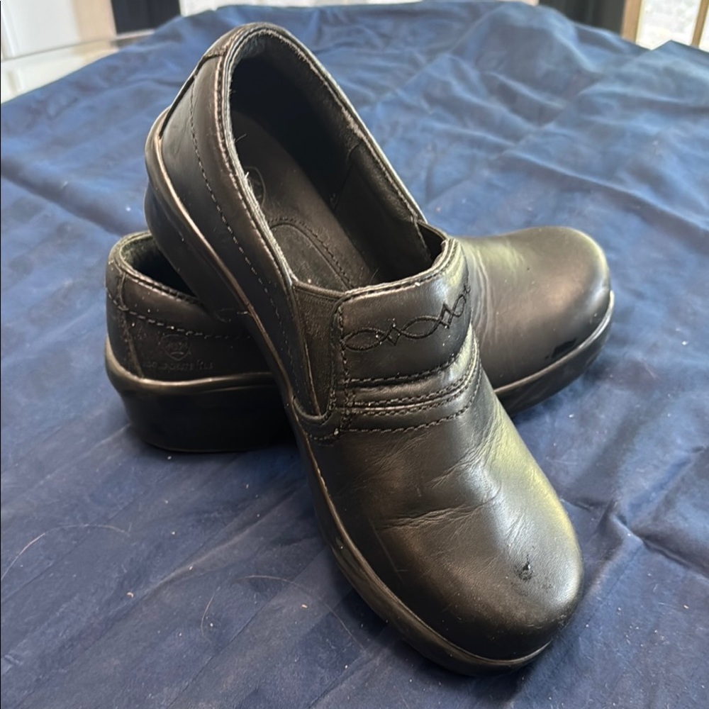 Ariat Black Leather Steel Toe Clogs Good Condition